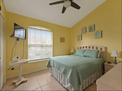 Family Friendly Home 2 Blocks to Beach!